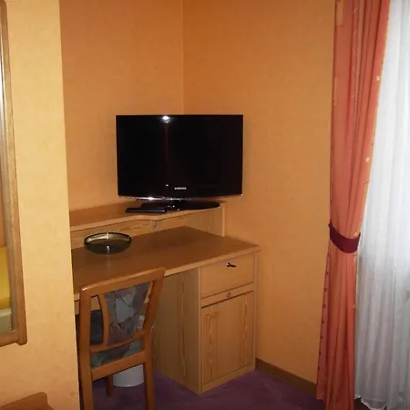 Pensión Weinstube Moselblümchen 3*