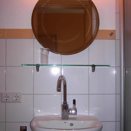 Weinstube Moselblümchen Zeltingen-Rachtig