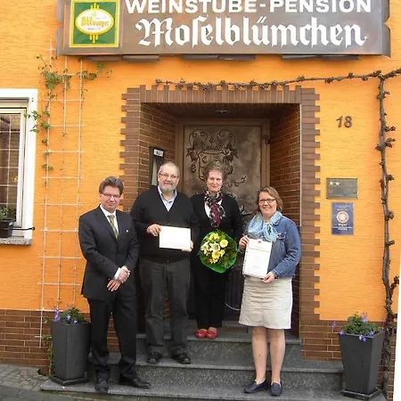 Weinstube Moselblümchen 3* Zeltingen-Rachtig