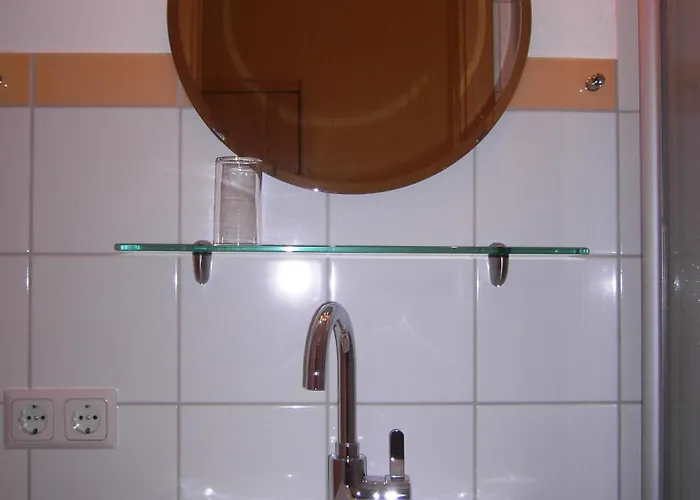 Weinstube Moselbluemchen Zeltingen-Rachtig