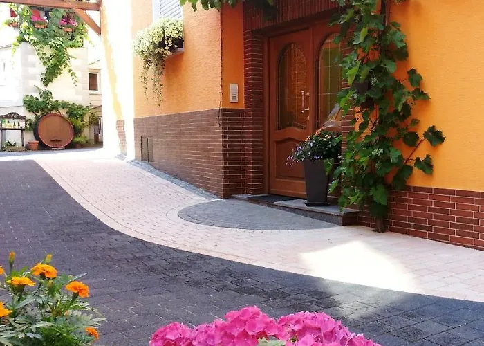 Πανσιόν Weinstube Moselbluemchen 3*